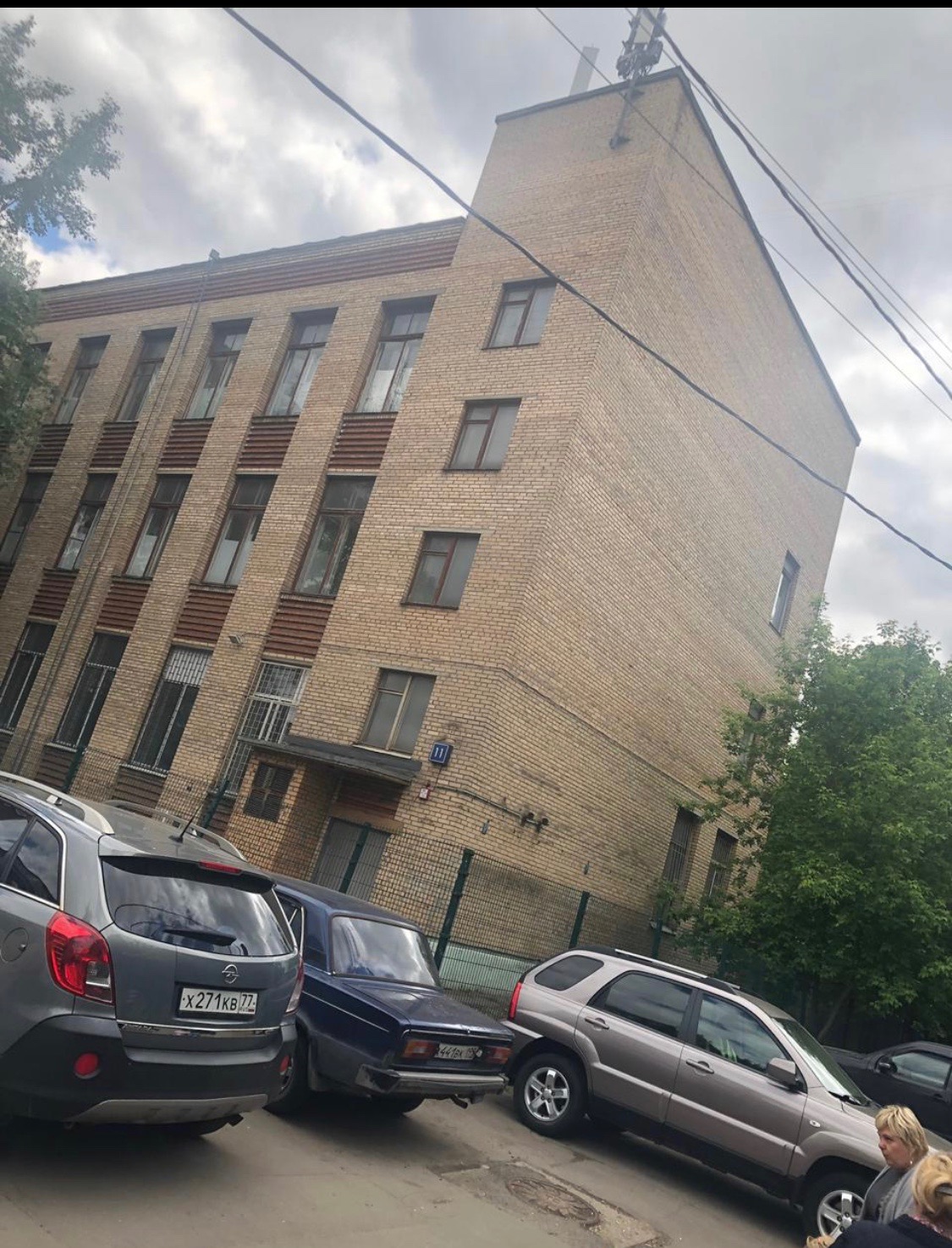 Торгово-офисный центр на Михалковской 11